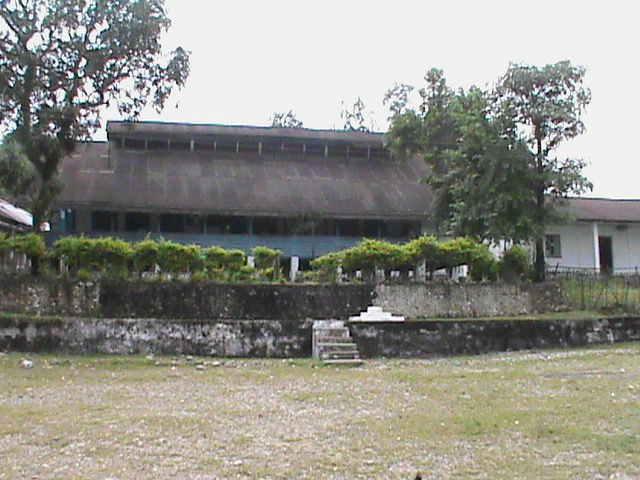School campus building